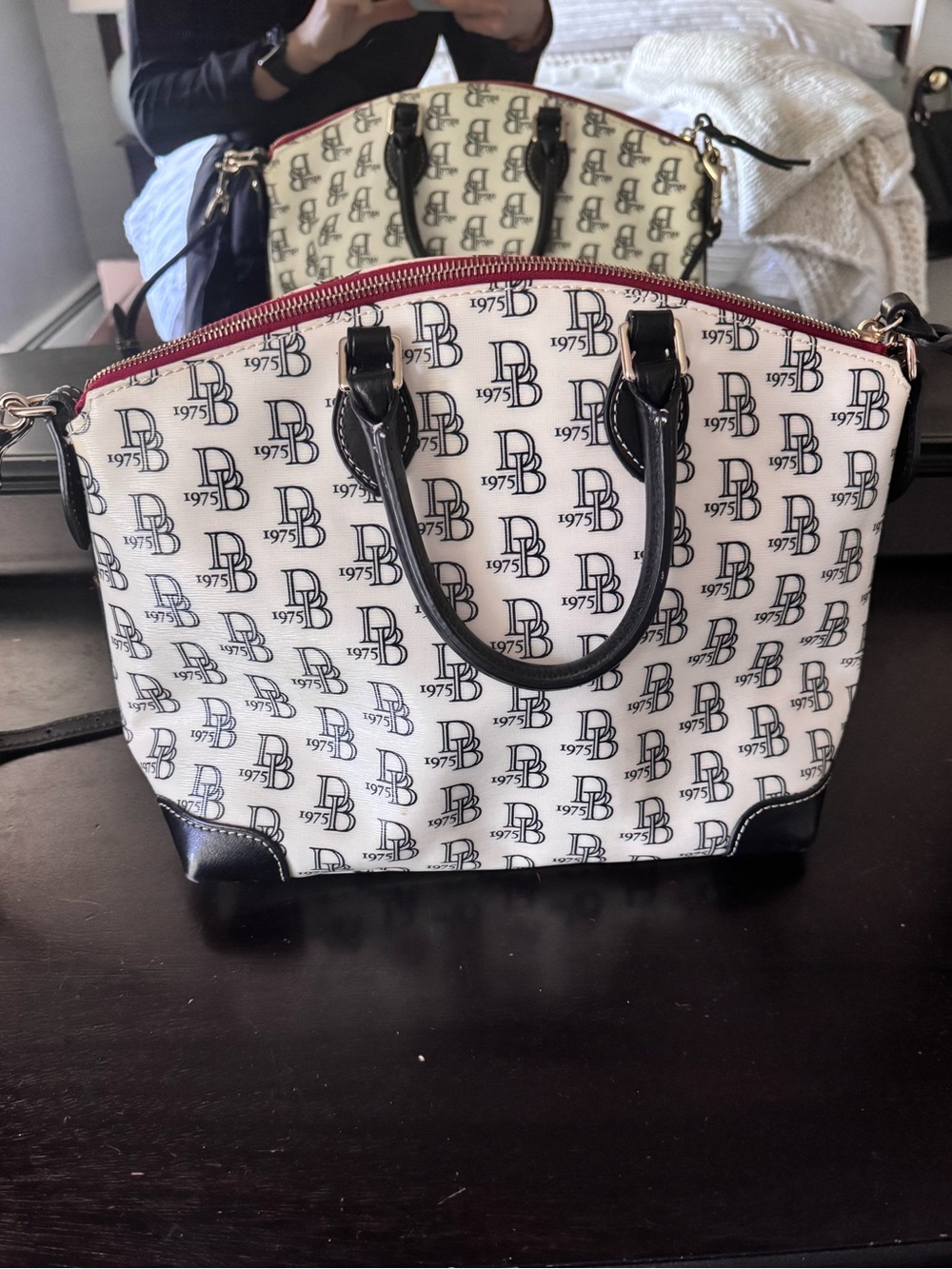 Dooney & Bourke Bag